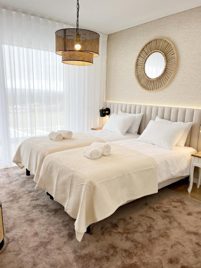 Villa Aurora Salir de Porto Ngoại thất bức ảnh