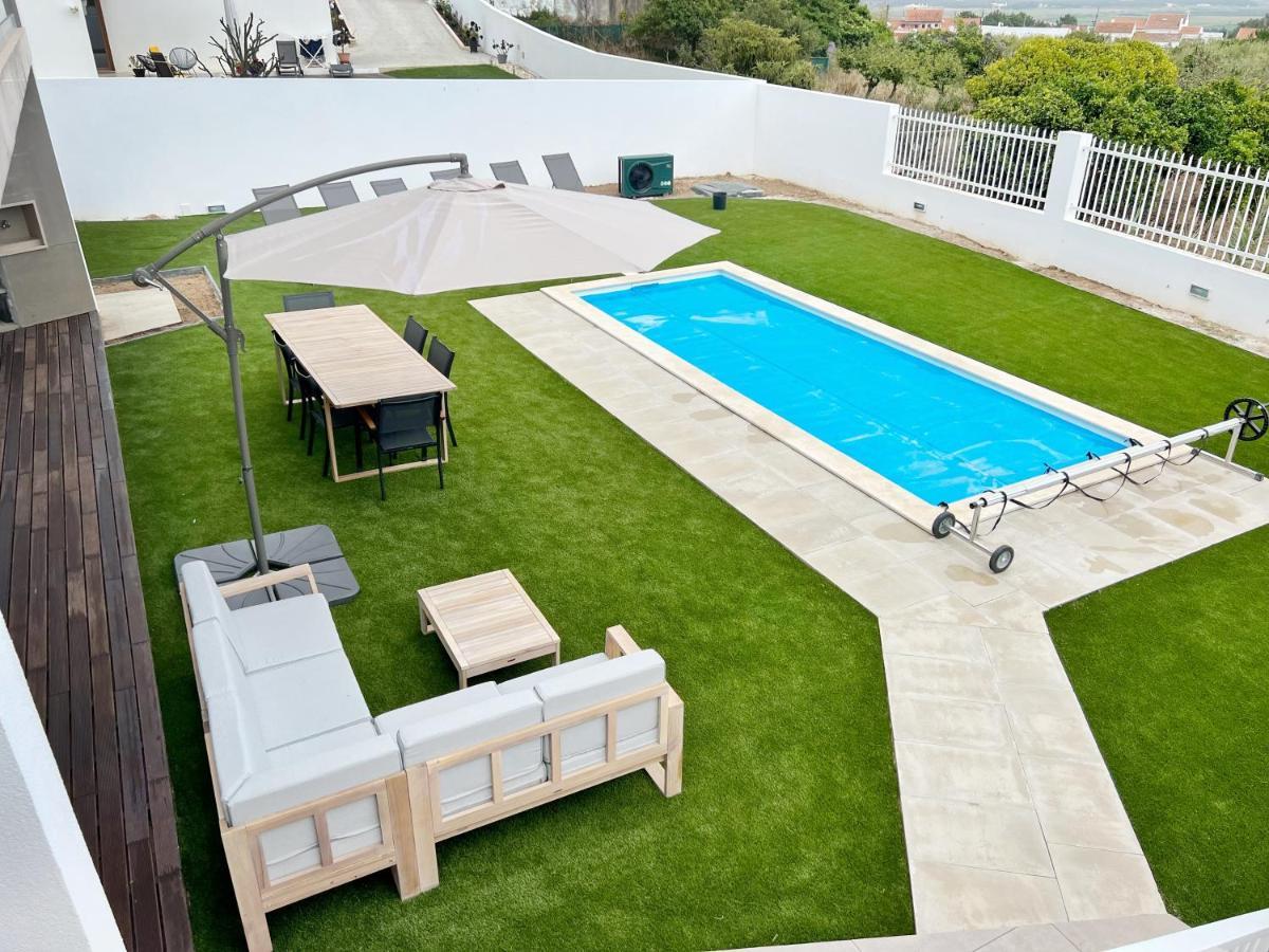 Villa Aurora Salir de Porto Ngoại thất bức ảnh